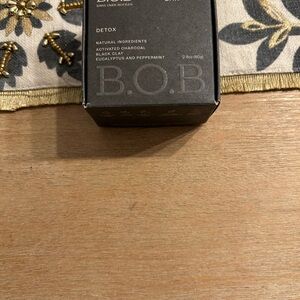 B.O.B Detox Box with Natural Ingredients. Shampoo and Conditioner. New